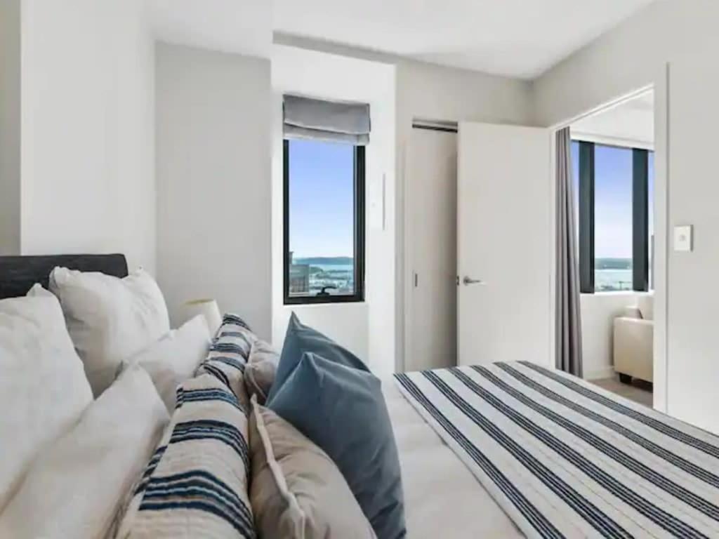 Just Opposite To Sky Tower , 2 Bed 2 Bath In Cbd Apartment Auckland Luaran gambar